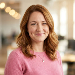 Emily Watson, Head of Customer Support at Sound Vestimery, profile image